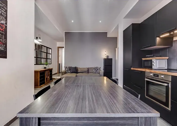 Spacious 4br Family Near Termini * Roma