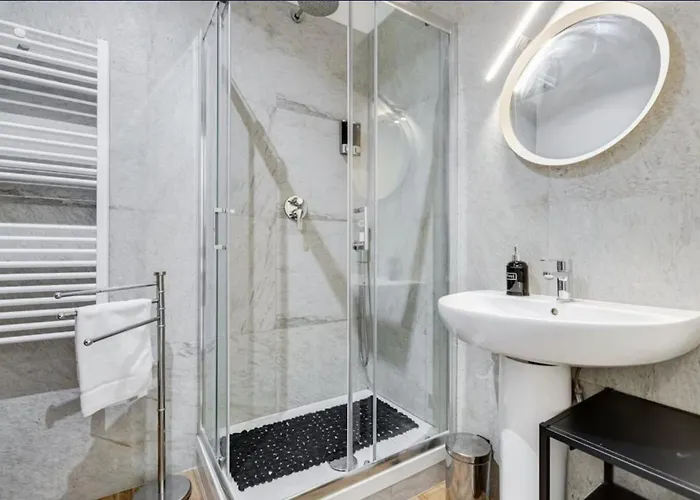 Spacious 4br Family Near Termini Apartamento Roma
