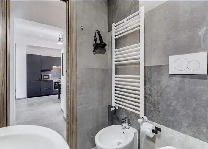 Spacious 4br Family Near Termini * Roma